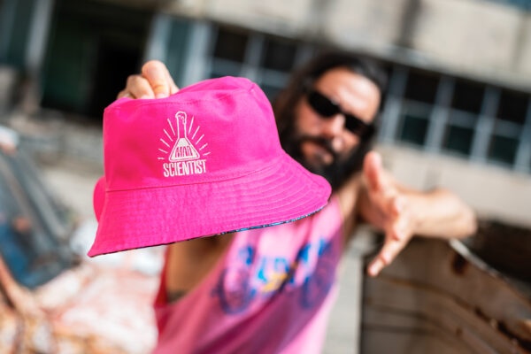 MAD SCIENTIST BUCKET HAT PINK