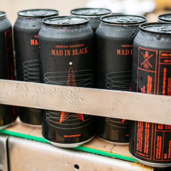 Mad IN Black 2025 4-es pakk